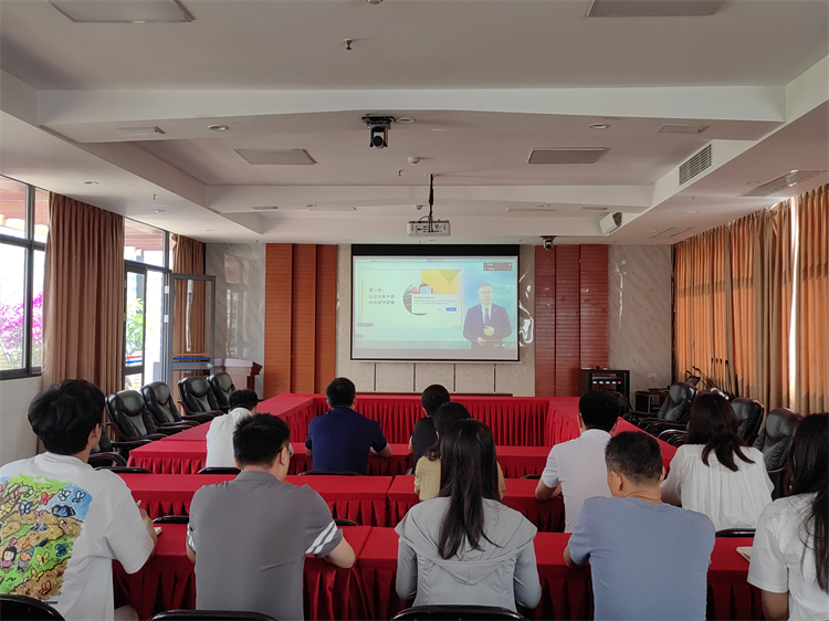 集团公司组织开展第3期威廉希尔williamhill中文大讲堂 ——大客户销售全程沟通技巧（第一期）